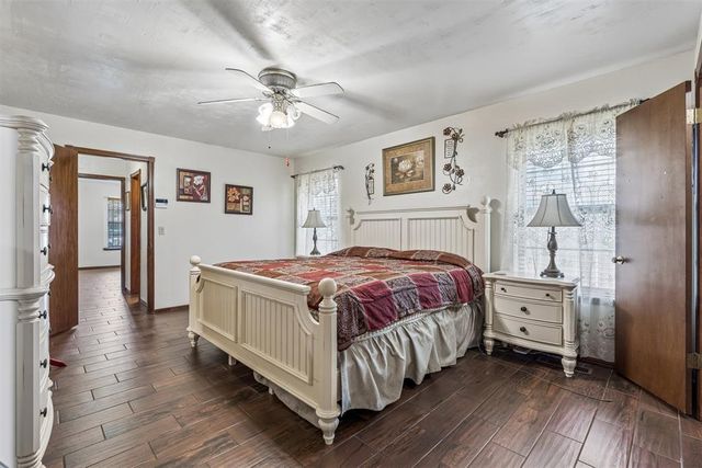 2905 Woodcreek Road, Oklahoma City, OK 73110