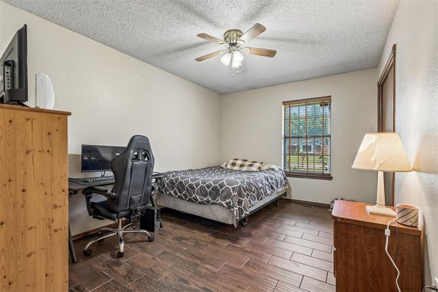 2905 Woodcreek Road, Oklahoma City, OK 73110