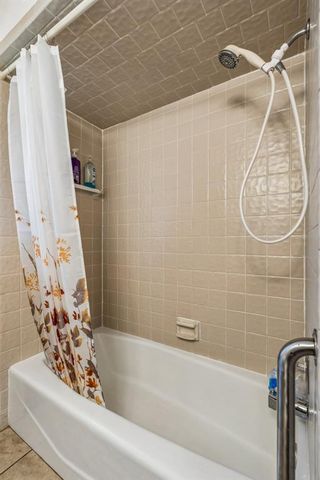 2905 Woodcreek Road, Oklahoma City, OK 73110