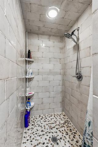 2905 Woodcreek Road, Oklahoma City, OK 73110