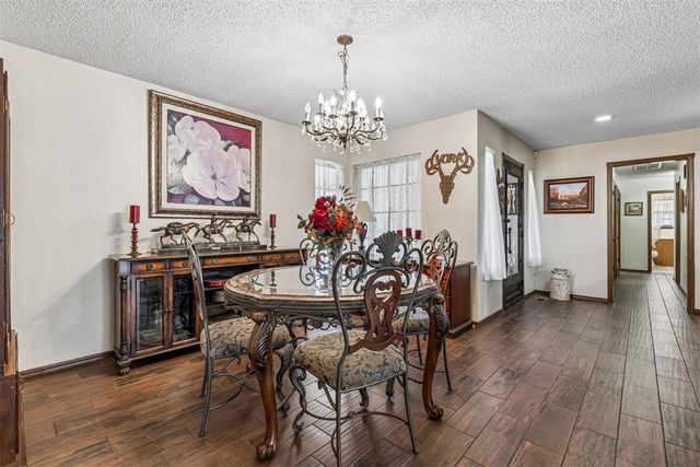 2905 Woodcreek Road, Oklahoma City, OK 73110