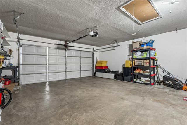 2905 Woodcreek Road, Oklahoma City, OK 73110