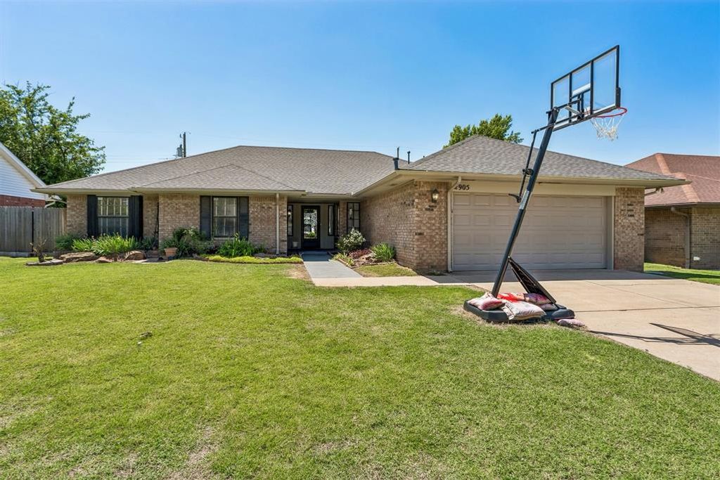 2905 Woodcreek Road, Oklahoma City, OK 73110