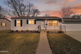 400 Rosewood Avenue, Findlay, OH 45840