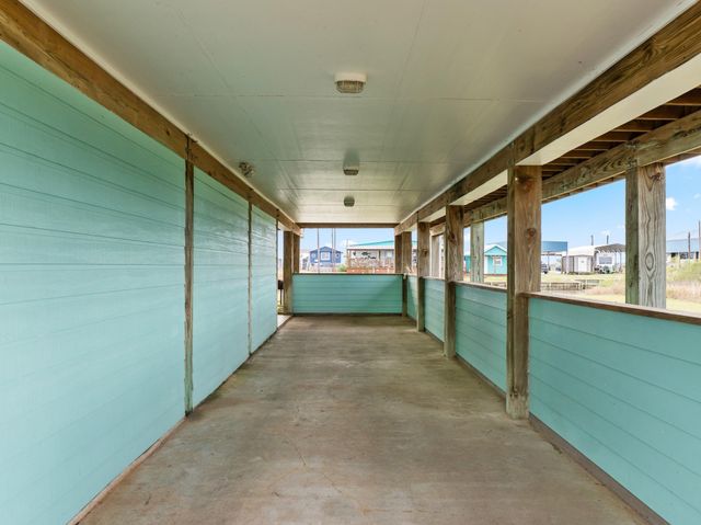 25420 Fm 457, Sargent, TX 77414