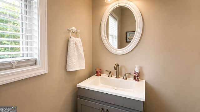 205 Leecroft Court, Sugar Hill, GA 30518