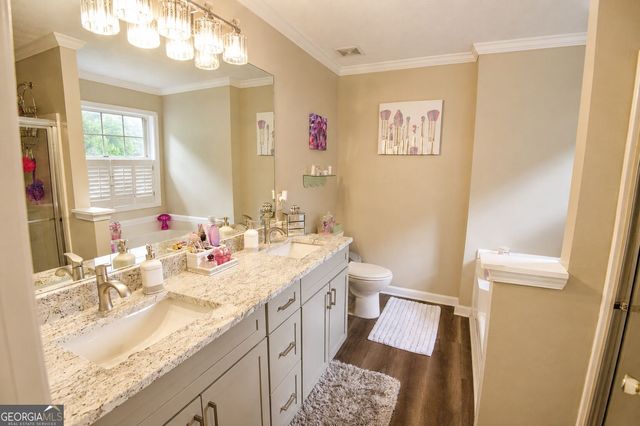 205 Leecroft Court, Sugar Hill, GA 30518