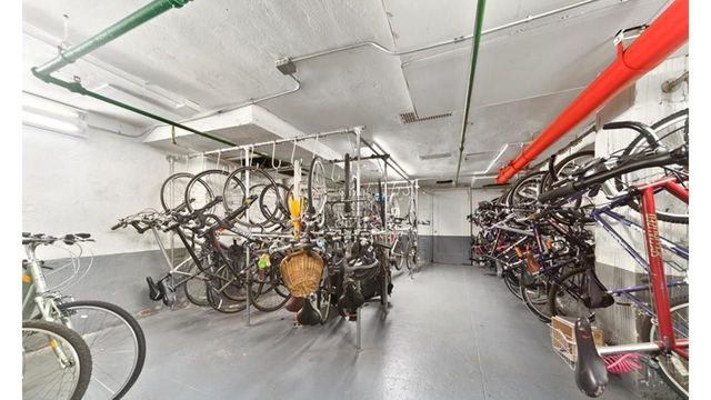 465 W 23rd St Apt 4H, New York City, NY 10011