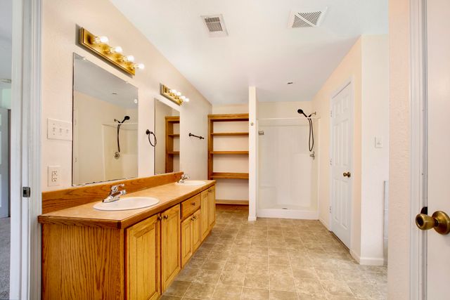 1303 Jeane Chapel Rd, Leesville, LA 71446