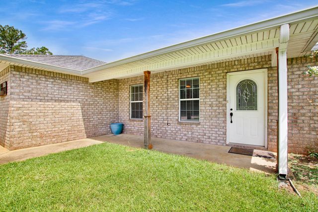 1303 Jeane Chapel Rd, Leesville, LA 71446