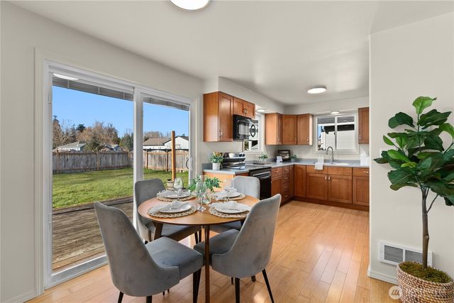 8215 Quinault Road, Blaine, WA 98230