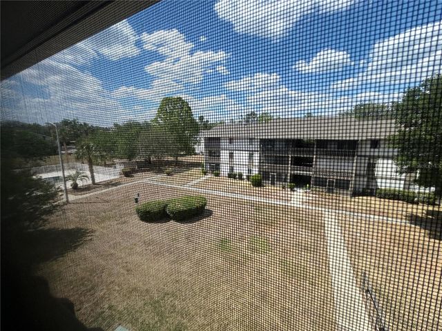 6519 W NEWBERRY ROAD 811, Gainesville, FL 32605