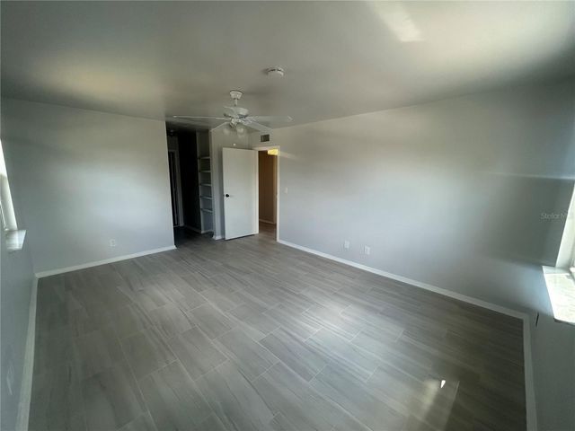 6519 W NEWBERRY ROAD 811, Gainesville, FL 32605