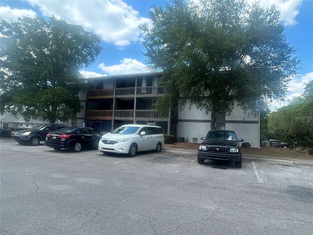 6519 W NEWBERRY ROAD 811, Gainesville, FL 32605