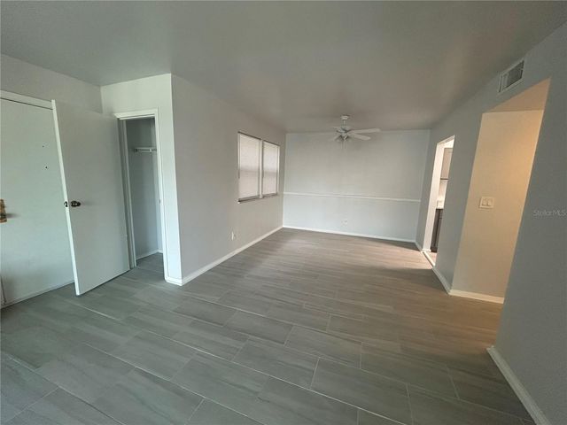 6519 W NEWBERRY ROAD 811, Gainesville, FL 32605