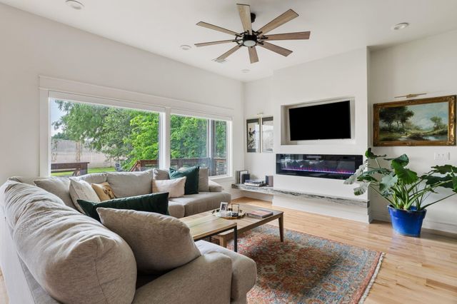 4327 Harby Street, Houston, TX 77023