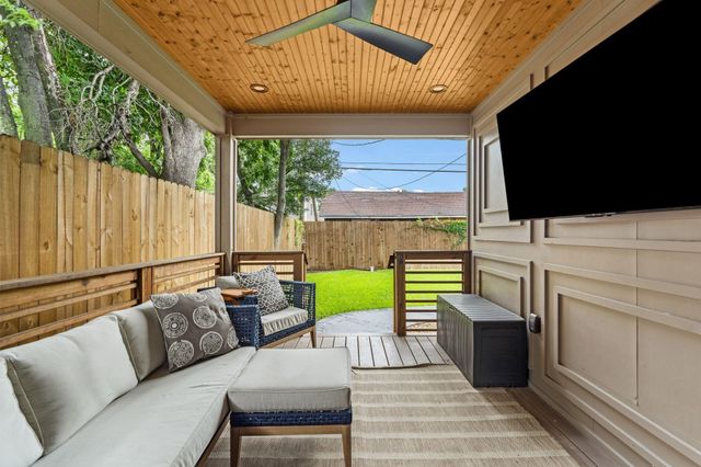 4327 Harby Street, Houston, TX 77023