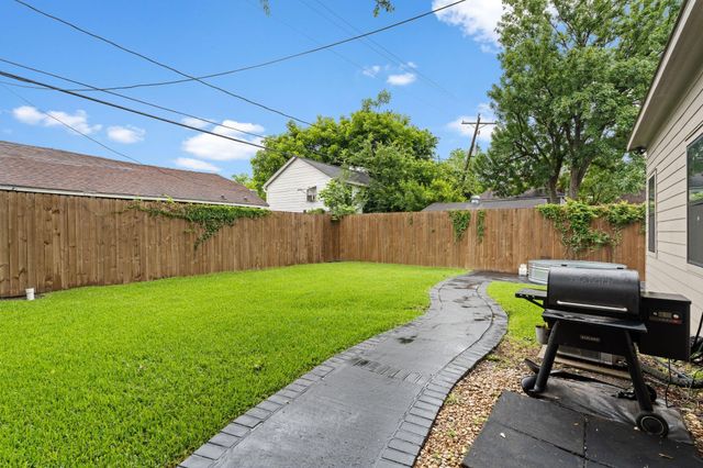 4327 Harby Street, Houston, TX 77023