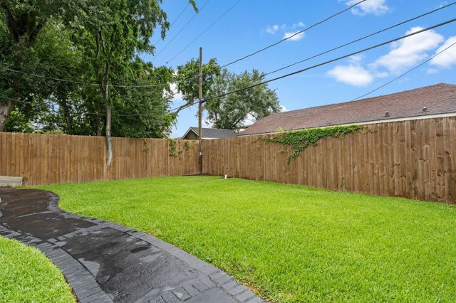 4327 Harby Street, Houston, TX 77023