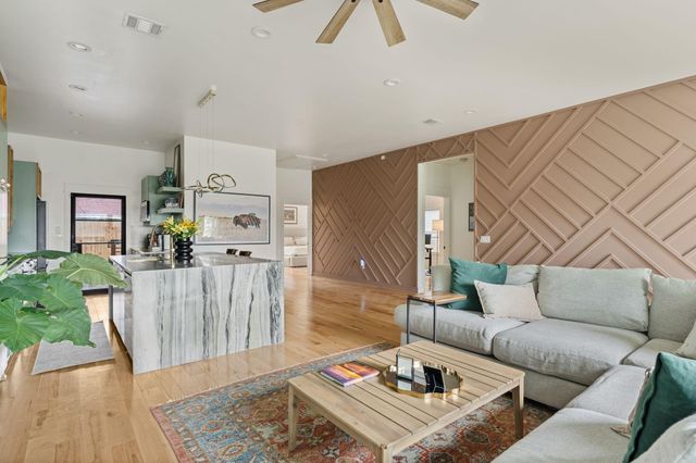 4327 Harby Street, Houston, TX 77023
