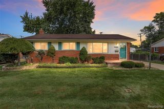 32136 Lyndon Street, Livonia, MI 48154