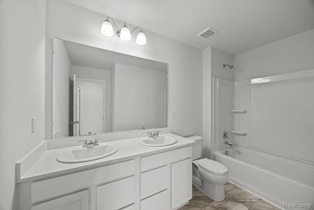 34494 Sandpiper Court, Chesterfield Township, MI 48047