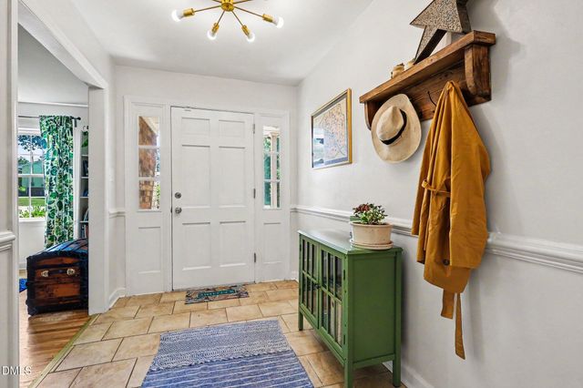 2927 Mars Street, Raleigh, NC 27604