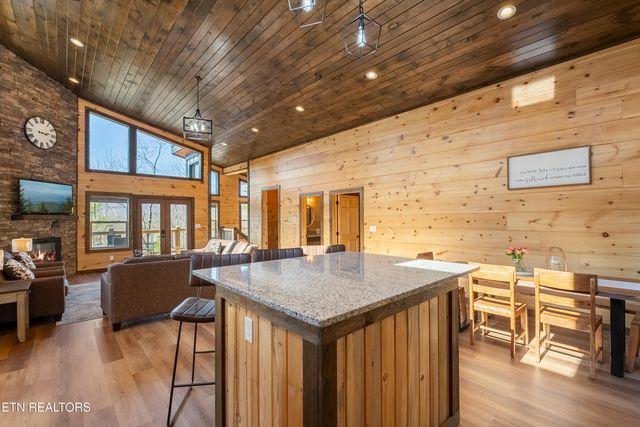 3265 Emerald Springs Loop, Sevierville, TN 37862