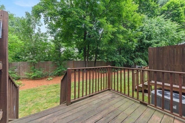 145 South St 6, Walpole, MA 02081