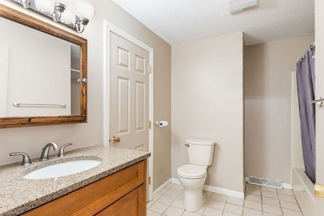 145 South St 6, Walpole, MA 02081
