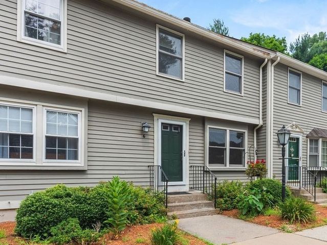 145 South St 6, Walpole, MA 02081