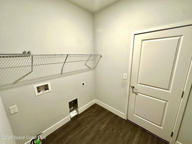 458 Saragassa Avenue SW, Palm Bay, FL 32908