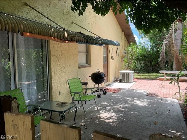 718 SE 46th LN 102, Cape Coral, FL 33904