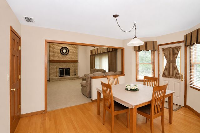 2660 Hoddam Road, Naperville, IL 60564