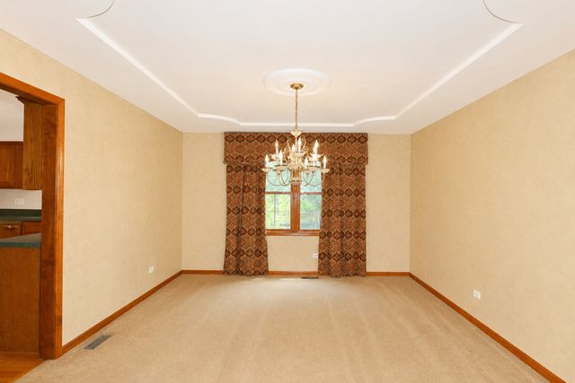 2660 Hoddam Road, Naperville, IL 60564