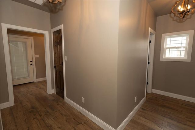 901 E 4th Street, Altamont, KS 67330