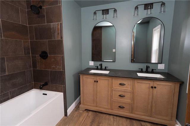 901 E 4th Street, Altamont, KS 67330