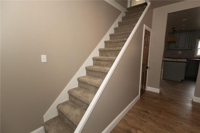 901 E 4th Street, Altamont, KS 67330