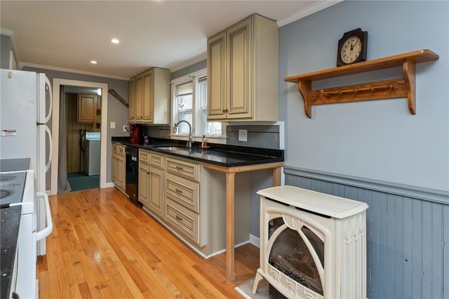 22 Franklin Street, Phelps, NY 14532