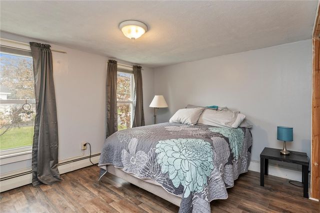 22 Franklin Street, Phelps, NY 14532