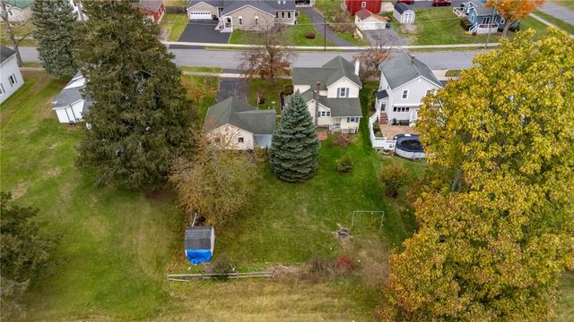 22 Franklin Street, Phelps, NY 14532