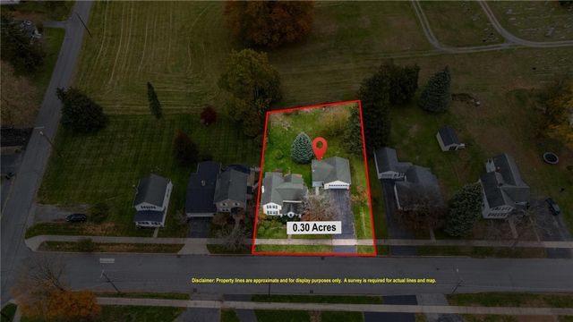 22 Franklin Street, Phelps, NY 14532