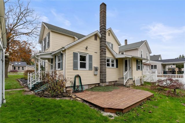 22 Franklin Street, Phelps, NY 14532