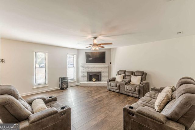 9531 Winding Way Lane, Jonesboro, GA 30238