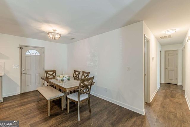 9531 Winding Way Lane, Jonesboro, GA 30238