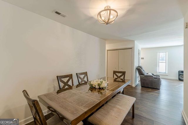 9531 Winding Way Lane, Jonesboro, GA 30238