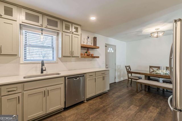 9531 Winding Way Lane, Jonesboro, GA 30238