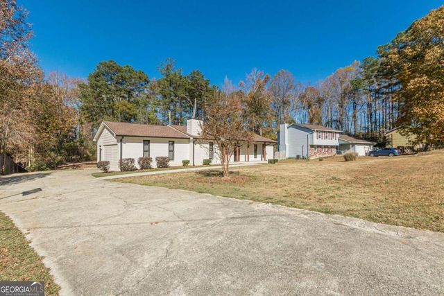 9531 Winding Way Lane, Jonesboro, GA 30238