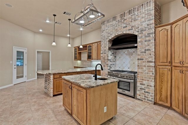 107 Hallie CT, Georgetown, TX 78633