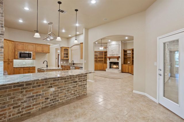 107 Hallie CT, Georgetown, TX 78633